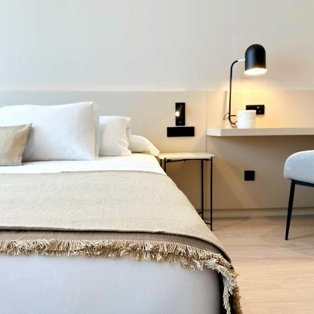 Hq Arena Hotel Valencia Exteriör bild