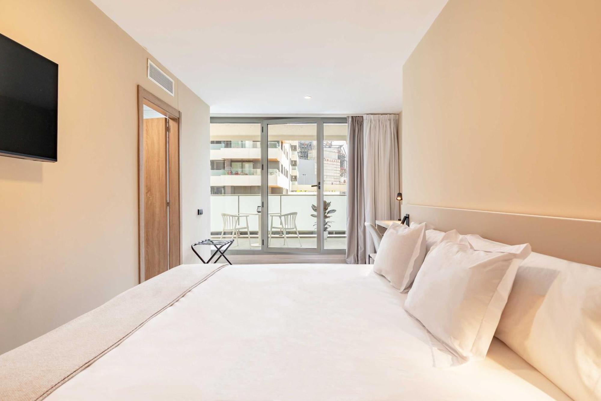 Hq Arena Hotel Valencia Exteriör bild